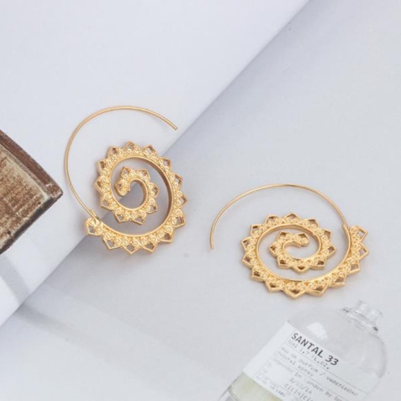 NEW boho gold swirl sun earrings - Picture 3 of 3